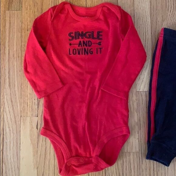 Carter’s Valentine’s Day Outfit 6 Months. - Picture 2 of 5